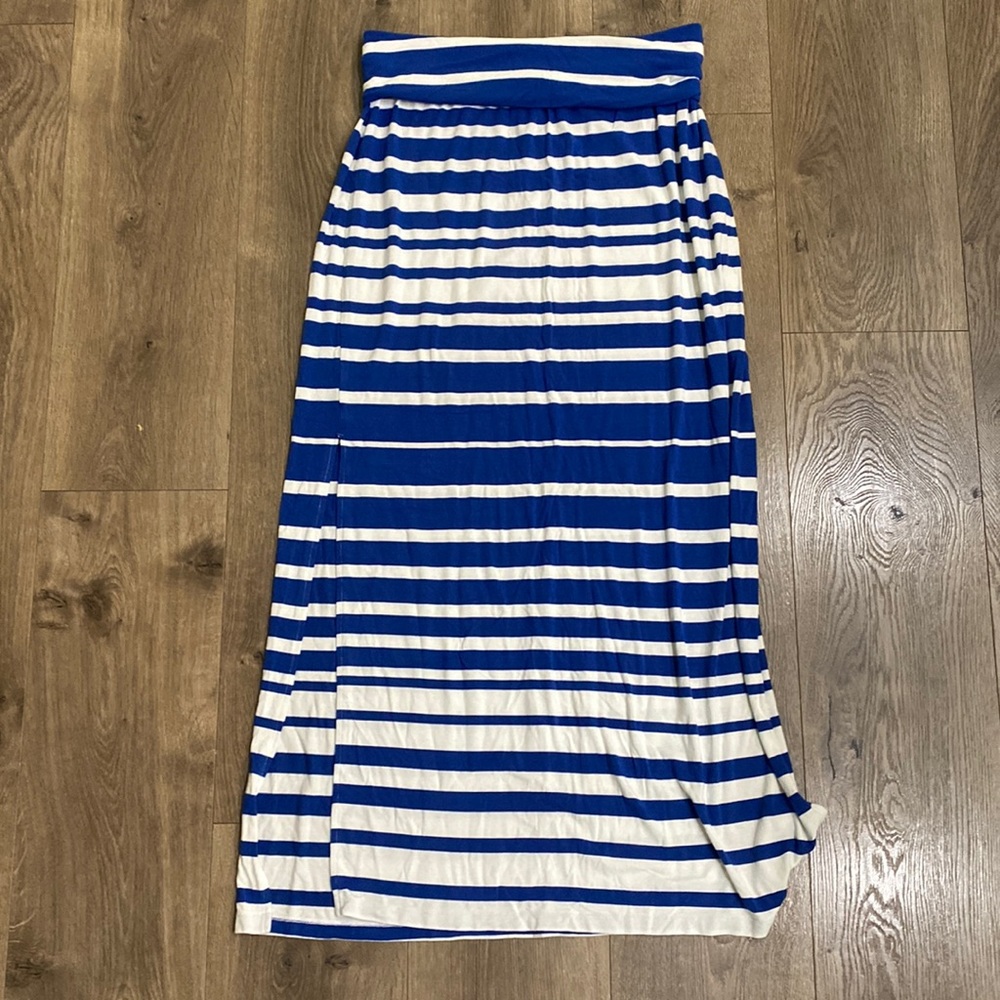 Athleta blue and white maxi skirt